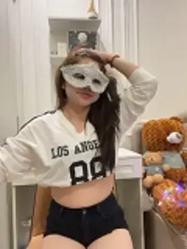 Snapshot of Queen-of-Love chatting on March 9, 2026, 1:36 pm Queen-of-Love online show from March 9, 2026, 1:36 pm