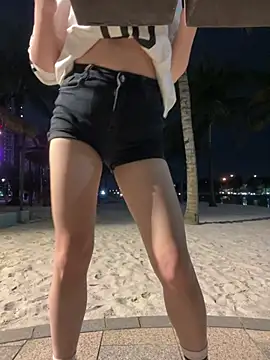 Snapshot of Queen-of-Love chatting on March 13, 2026, 11:37 am Queen-of-Love online show from March 13, 2026, 11:37 am