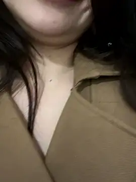 Snapshot of Queen-of-Love chatting on February 9, 2026, 12:47 pm Queen-of-Love online show from February 9, 2026, 12:47 pm