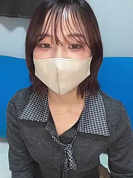 Snapshot of non_5678 chatting on February 17, 2026, 1:30 pm non 5678 online show from February 17, 2026, 1:30 pm