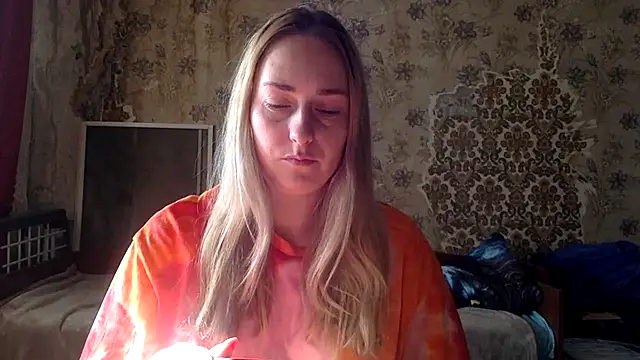 Snapshot of Vassila69 chatting on December 16, 2025, 9:35 am Vassila69 online show from December 16, 2025, 9:35 am