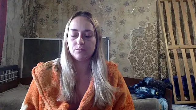 Snapshot of Vassila69 chatting on December 18, 2025, 10:30 am Vassila69 online show from December 18, 2025, 10:30 am