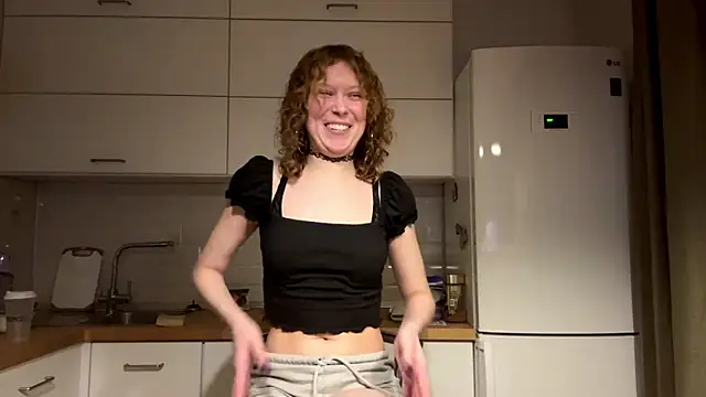 Snapshot of ElfriedaZwack chatting on January 5, 2026, 5:27 pm ElfriedaZwack online show from January 5, 2026, 5:27 pm