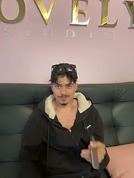 Snapshot of NicolaiKarav chatting on May 10, 2026, 10:19 am NicolaiKarav online show from May 10, 2026, 10:19 am