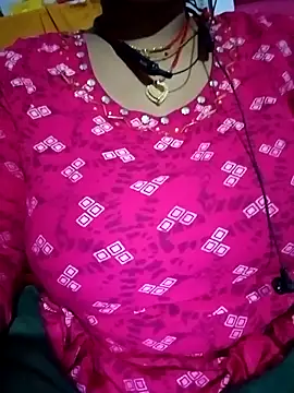 Snapshot of Pariraja_hot chatting on December 4, 2025, 5:34 pm Pariraja hot online show from December 4, 2025, 5:34 pm