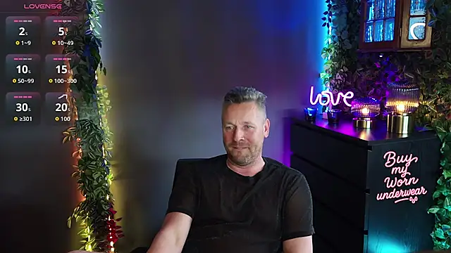 Snapshot of Hunter_Fl chatting on April 10, 2026, 4:36 pm Hunter Fl online show from April 10, 2026, 4:36 pm