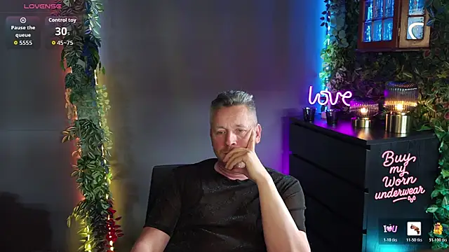 Snapshot of Hunter_Fl chatting on April 9, 2026, 3:51 pm Hunter Fl online show from April 9, 2026, 3:51 pm