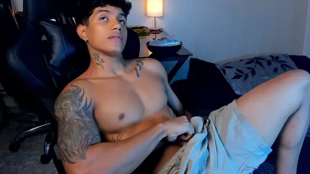 aress damon online show from November 30, 2025, 7:14 pm