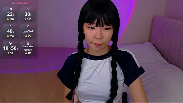 Snapshot of Lina_lust_ chatting on December 3, 2025, 12:26 pm Lina lust online show from December 3, 2025, 12:26 pm