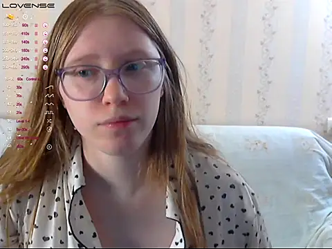 Snapshot of LustfulSarah chatting on December 15, 2025, 10:15 pm LustfulSarah online show from December 15, 2025, 10:15 pm