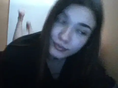 Snapshot of frutillitaaok_ chatting on April 12, 2026, 7:28 pm frutillitaaok online show from April 12, 2026, 7:28 pm