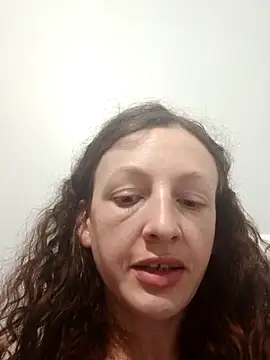 Snapshot of AlisKiv chatting on November 23, 2025, 10:20 pm AlisKiv online show from November 23, 2025, 10:20 pm