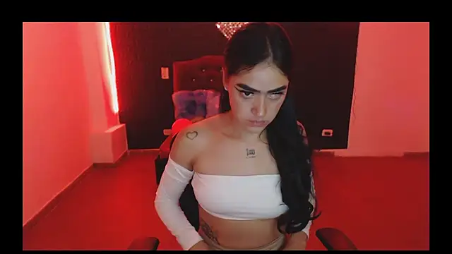 bonnie blue 18 online show from December 15, 2025, 2:45 pm