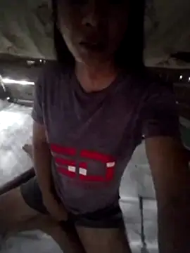 lovelycarla32 online show from November 23, 2025, 3:49 am