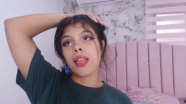 Snapshot of katsumi_yan chatting on December 15, 2025, 7:20 pm katsumi yan online show from December 15, 2025, 7:20 pm