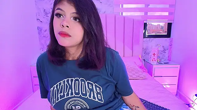 Snapshot of katsumi_yan chatting on December 3, 2025, 7:35 pm katsumi yan online show from December 3, 2025, 7:35 pm