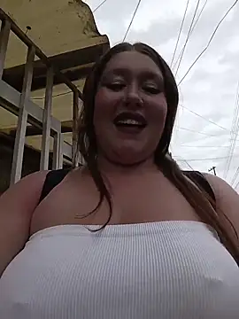 Shofy22 online show from December 2, 2025, 3:47 pm