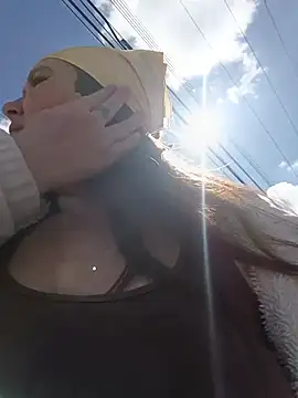 Shofy22 online show from November 22, 2025, 2:05 pm