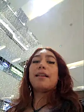 Eveeelyn25 online show from December 21, 2025, 10:54 pm