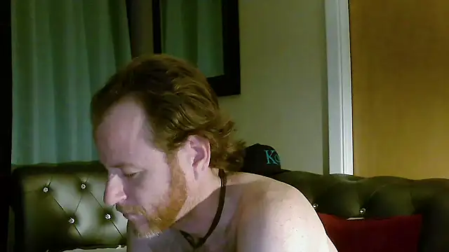 Snapshot of PinellasPlay chatting on May 17, 2026, 12:21 am PinellasPlay online show from May 17, 2026, 12:21 am