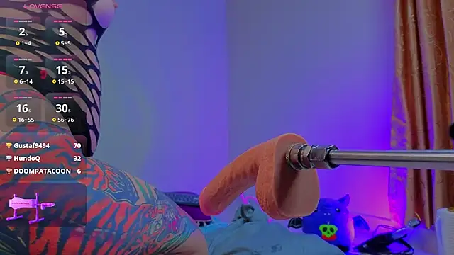 Emma morelli  online show from December 2, 2025, 6:48 am