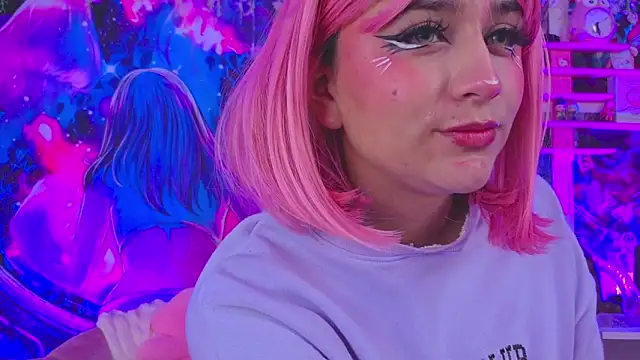 kitty niki online show from February 13, 2026, 10:32 pm