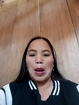 Snapshot of Tisami-suca chatting on November 26, 2025, 3:39 am Tisami-suca online show from November 26, 2025, 3:39 am