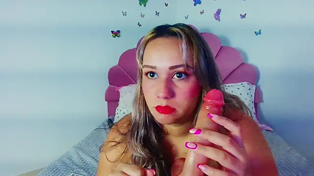 paula brausin  online show from February 4, 2026, 9:21 pm