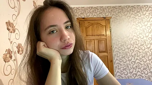 Snapshot of ChandaApplin chatting on December 5, 2025, 7:18 am ChandaApplin online show from December 5, 2025, 7:18 am