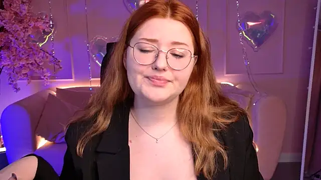 StaceyJensen online show from February 13, 2026, 9:42 am