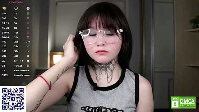 Snapshot of CaroleMyers chatting on December 5, 2025, 6:06 pm CaroleMyers online show from December 5, 2025, 6:06 pm