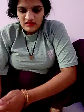 Snapshot of Hot_hania chatting on December 4, 2025, 3:55 pm Hot hania online show from December 4, 2025, 3:55 pm