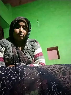 Snapshot of Pooja_hote chatting on November 29, 2025, 4:07 pm Pooja hote online show from November 29, 2025, 4:07 pm