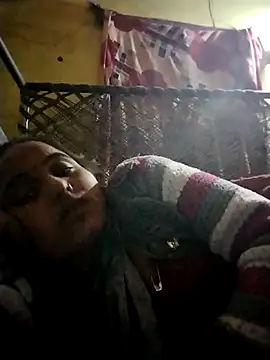 Snapshot of Pooja_hote chatting on December 3, 2025, 3:33 pm Pooja hote online show from December 3, 2025, 3:33 pm