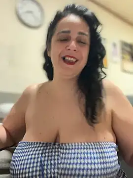 Mary kansas bbw online show from May 7, 2026, 6:22 pm