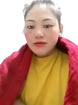 lynae-0 online show from December 2, 2025, 10:11 pm