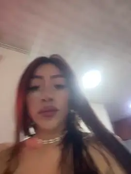 DAKOTA SAKURA online show from April 26, 2026, 3:20 pm
