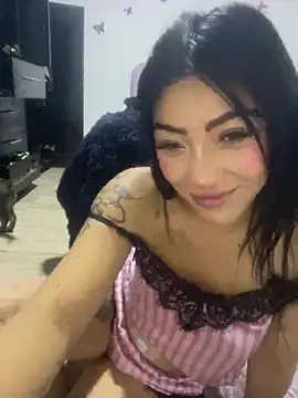 Snapshot of DAKOTA_SAKURA chatting on July 28, 2026, 1:24 am DAKOTA SAKURA online show from July 28, 2026, 1:24 am