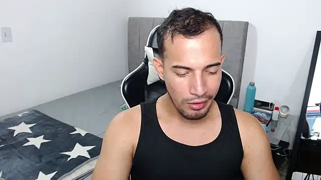 Snapshot of miller_cuper chatting on December 5, 2025, 9:01 pm miller cuper online show from December 5, 2025, 9:01 pm