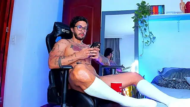 Snapshot of JotaCeliz chatting on February 19, 2026, 11:07 am JotaCeliz online show from February 19, 2026, 11:07 am