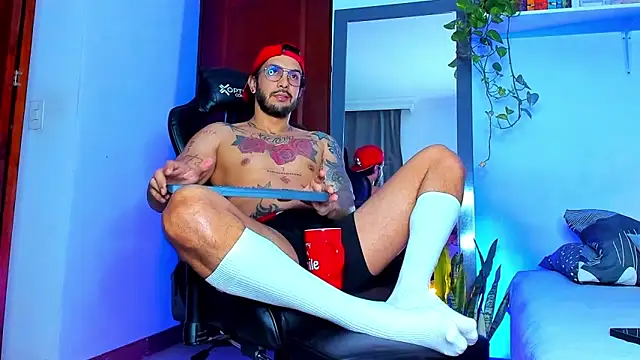 Snapshot of JotaCeliz chatting on February 20, 2026, 11:01 am JotaCeliz online show from February 20, 2026, 11:01 am