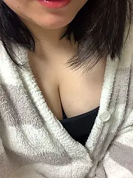 Snapshot of Nami_7373 chatting on December 2, 2025, 5:03 pm Nami 7373 online show from December 2, 2025, 5:03 pm