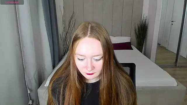 Snapshot of VikiBlossom chatting on December 5, 2025, 10:14 am VikiBlossom online show from December 5, 2025, 10:14 am