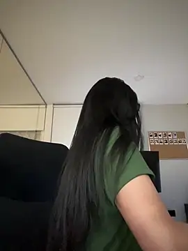 Snapshot of TAMARALEWISMD chatting on December 14, 2025, 3:24 am TAMARALEWISMD online show from December 14, 2025, 3:24 am