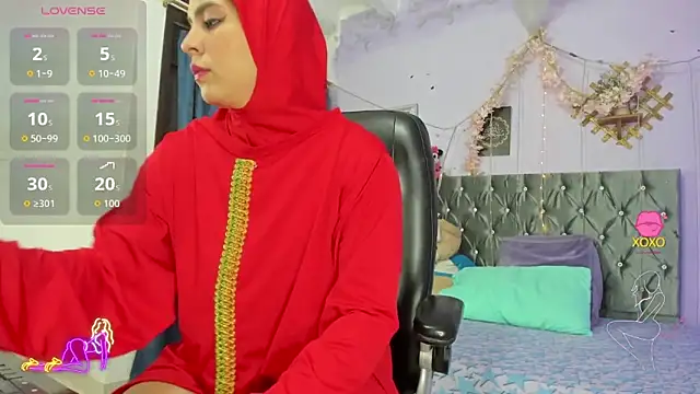 Snapshot of Dalia-Saadi chatting on December 14, 2025, 1:06 pm Dalia-Saadi online show from December 14, 2025, 1:06 pm