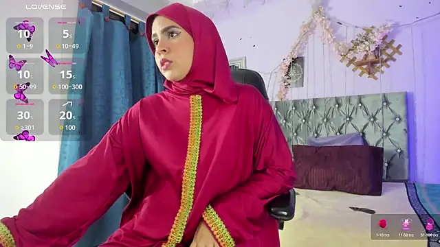 Snapshot of Dalia-Saadi chatting on December 3, 2025, 12:26 pm Dalia-Saadi online show from December 3, 2025, 12:26 pm