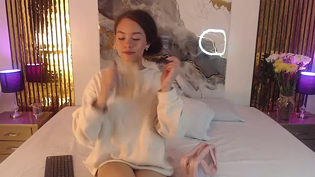 MiticaBrennet  online show from February 7, 2026, 3:58 am