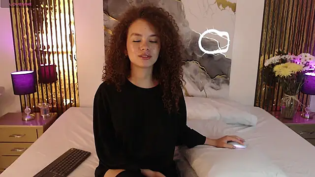 MiticaBrennet  online show from February 3, 2026, 6:22 am