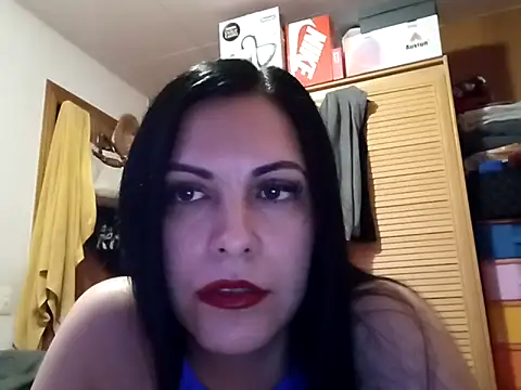 Morena ojazos travieza-39 online show from February 8, 2026, 9:56 pm