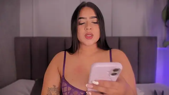 Snapshot of alejandrarojas_ chatting on July 11, 2026, 7:36 pm alejandrarojas online show from July 11, 2026, 7:36 pm